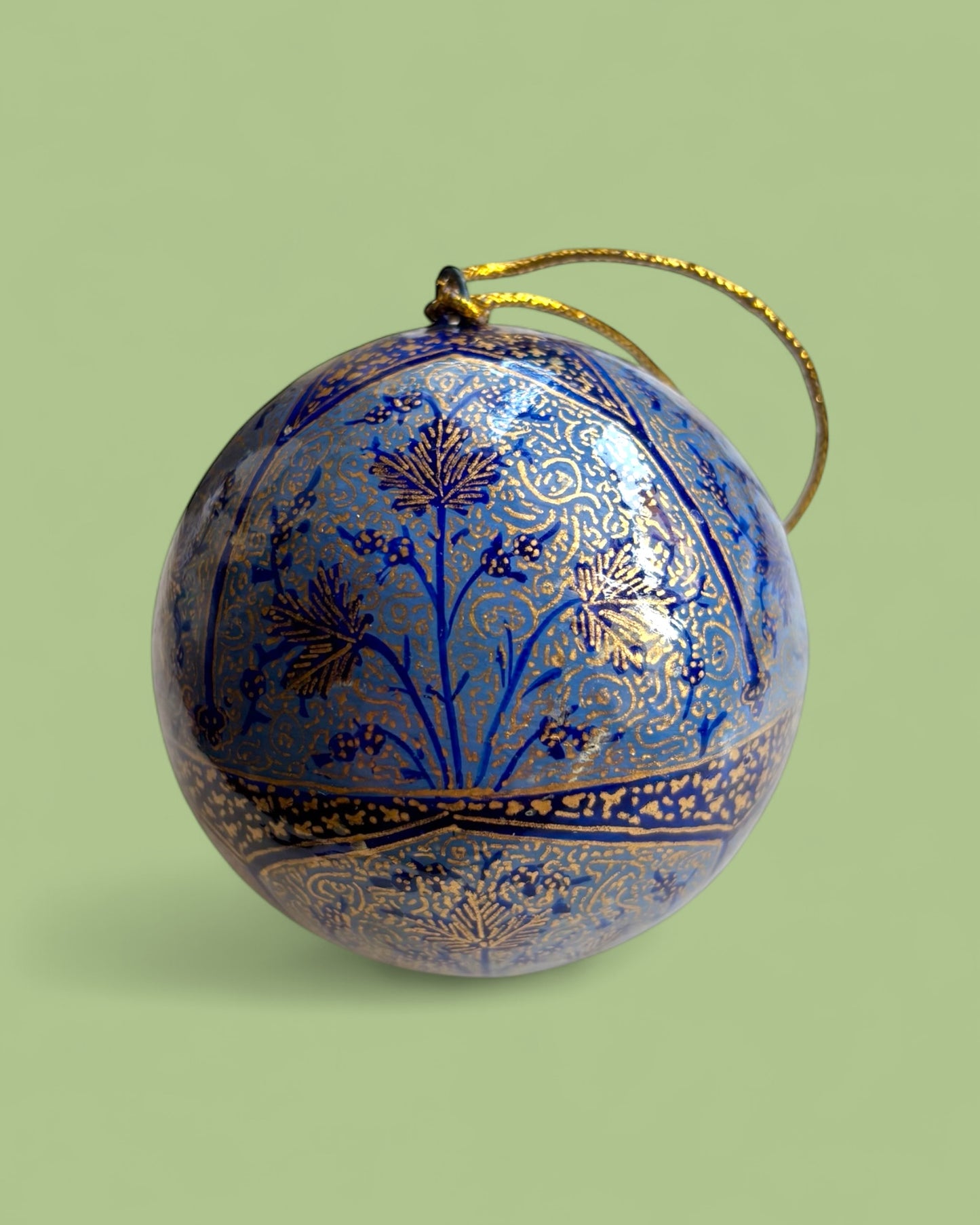 Decorazioni per albero di natale realizzate e dipinte a mano