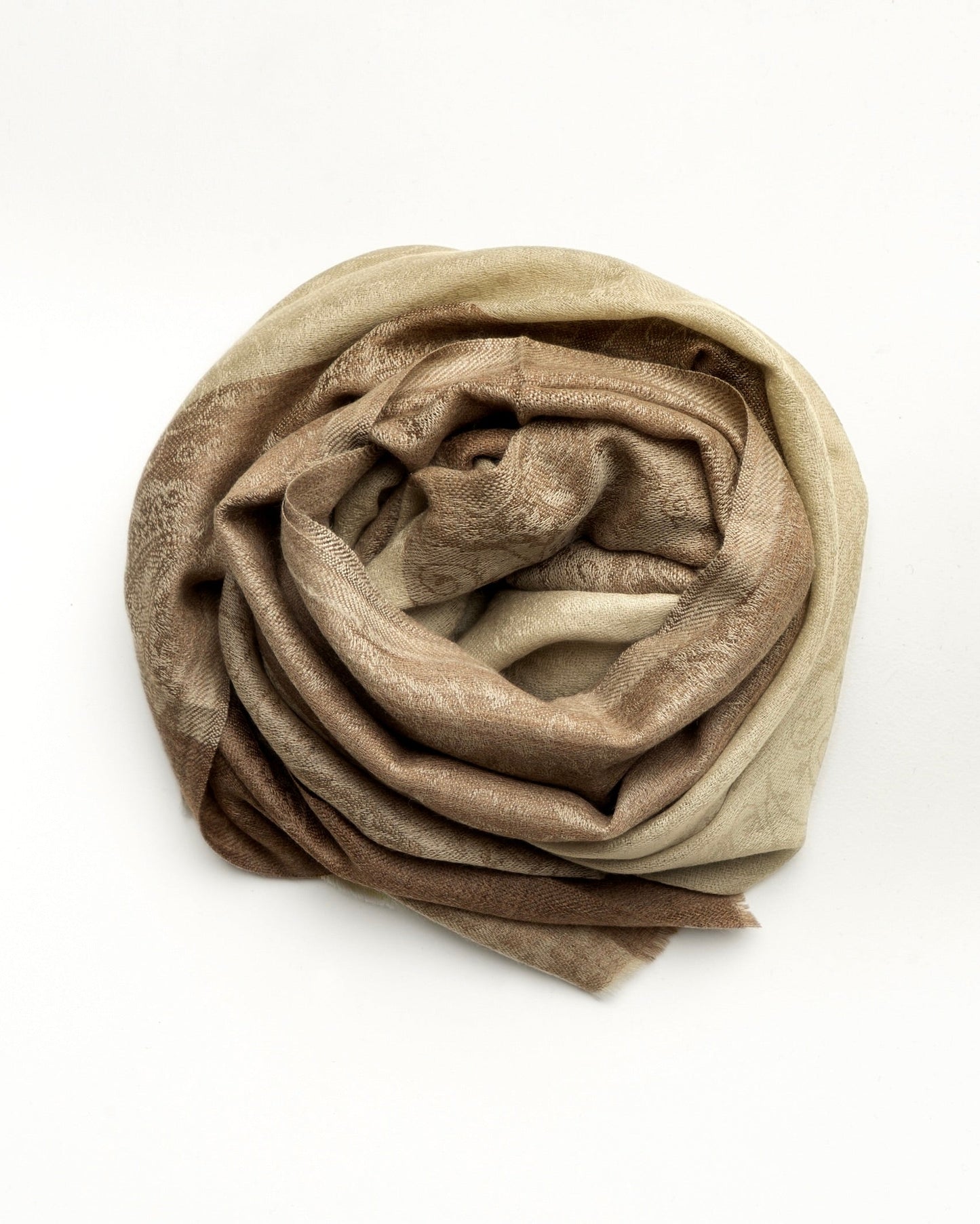 Sciarpa in lana leggera verde tenue