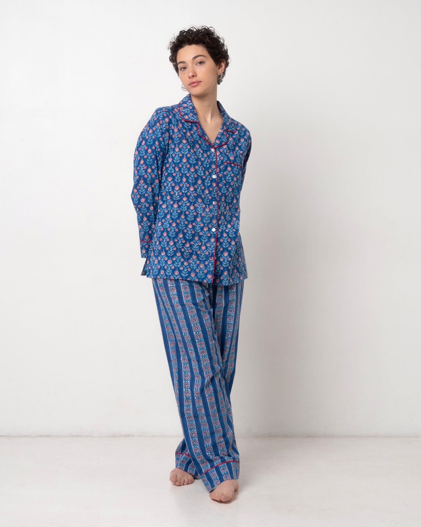 Women elegant sleepwear set