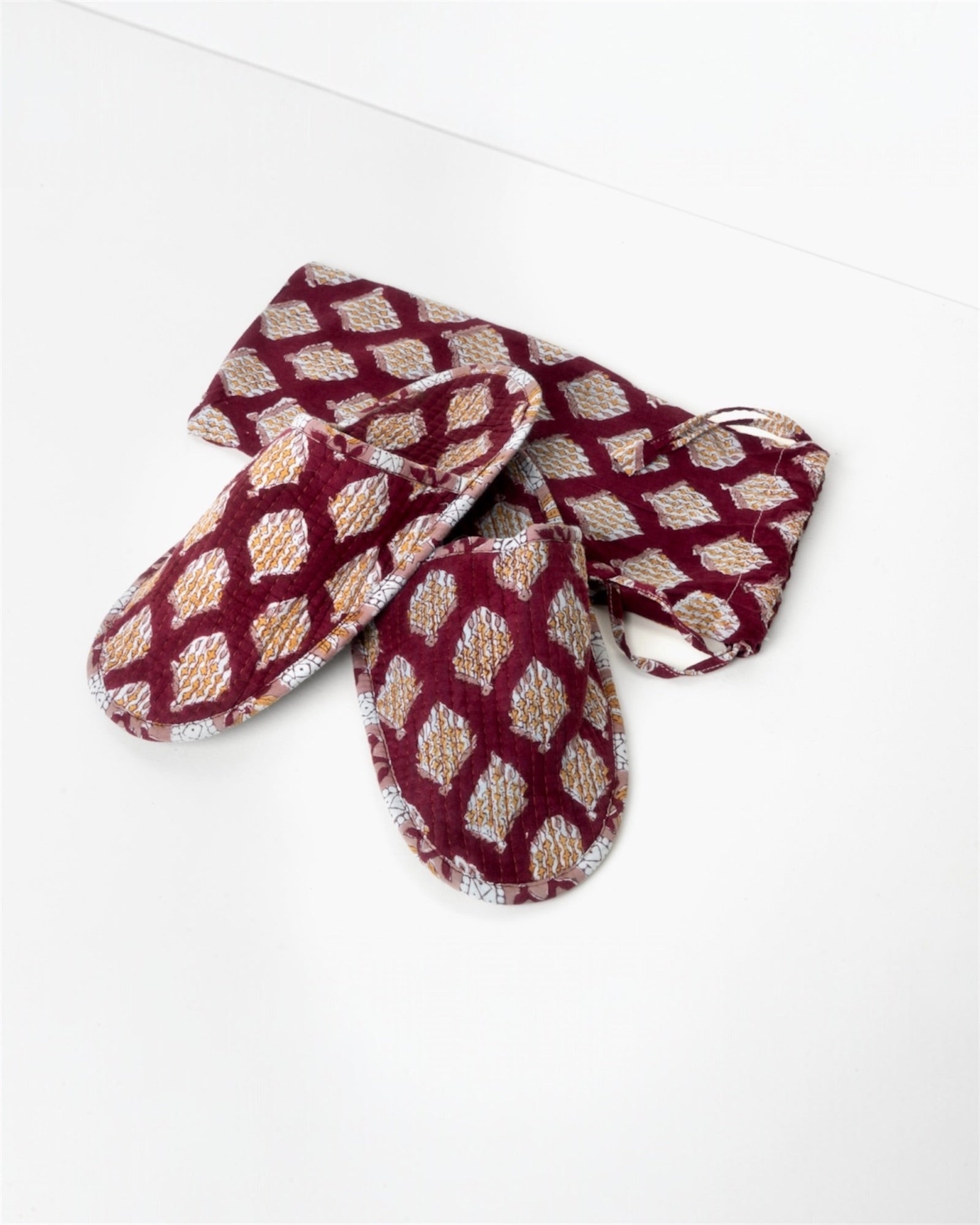 Slippers with matching bag