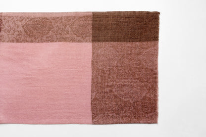 Stola rosa antico in lana leggera