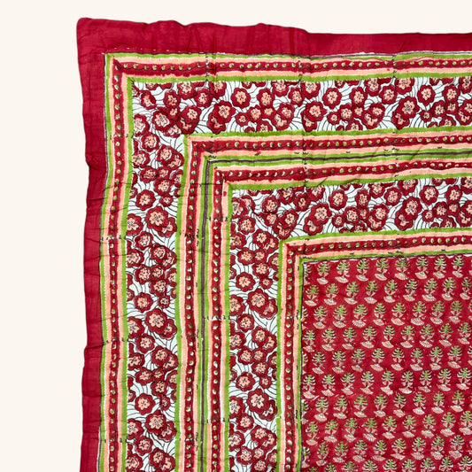Vivid red - double-sided cotton quilted bedspread 